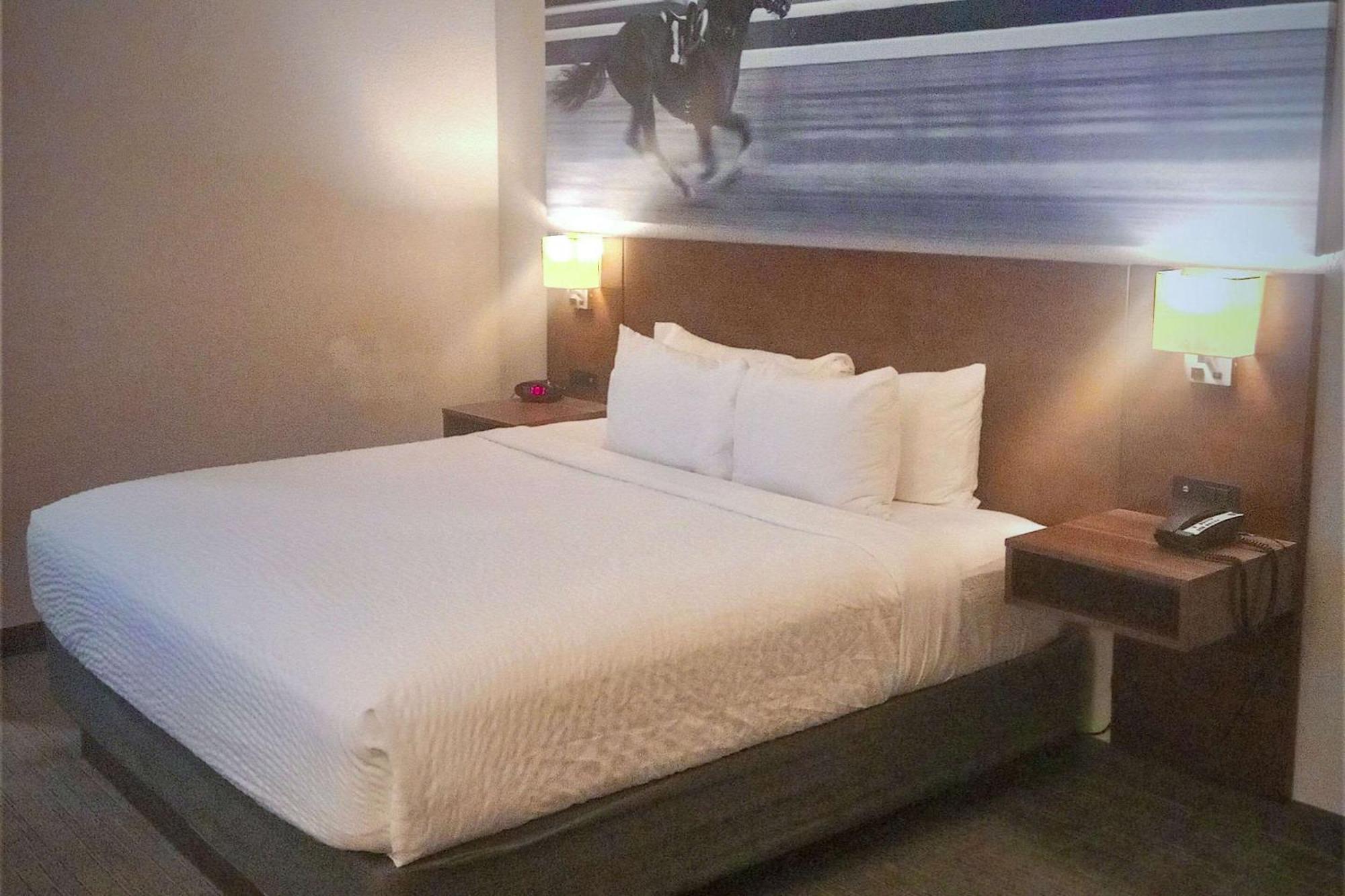 Clarion Pointe Hopkinsville Near The Bruce Convention Center Ngoại thất bức ảnh