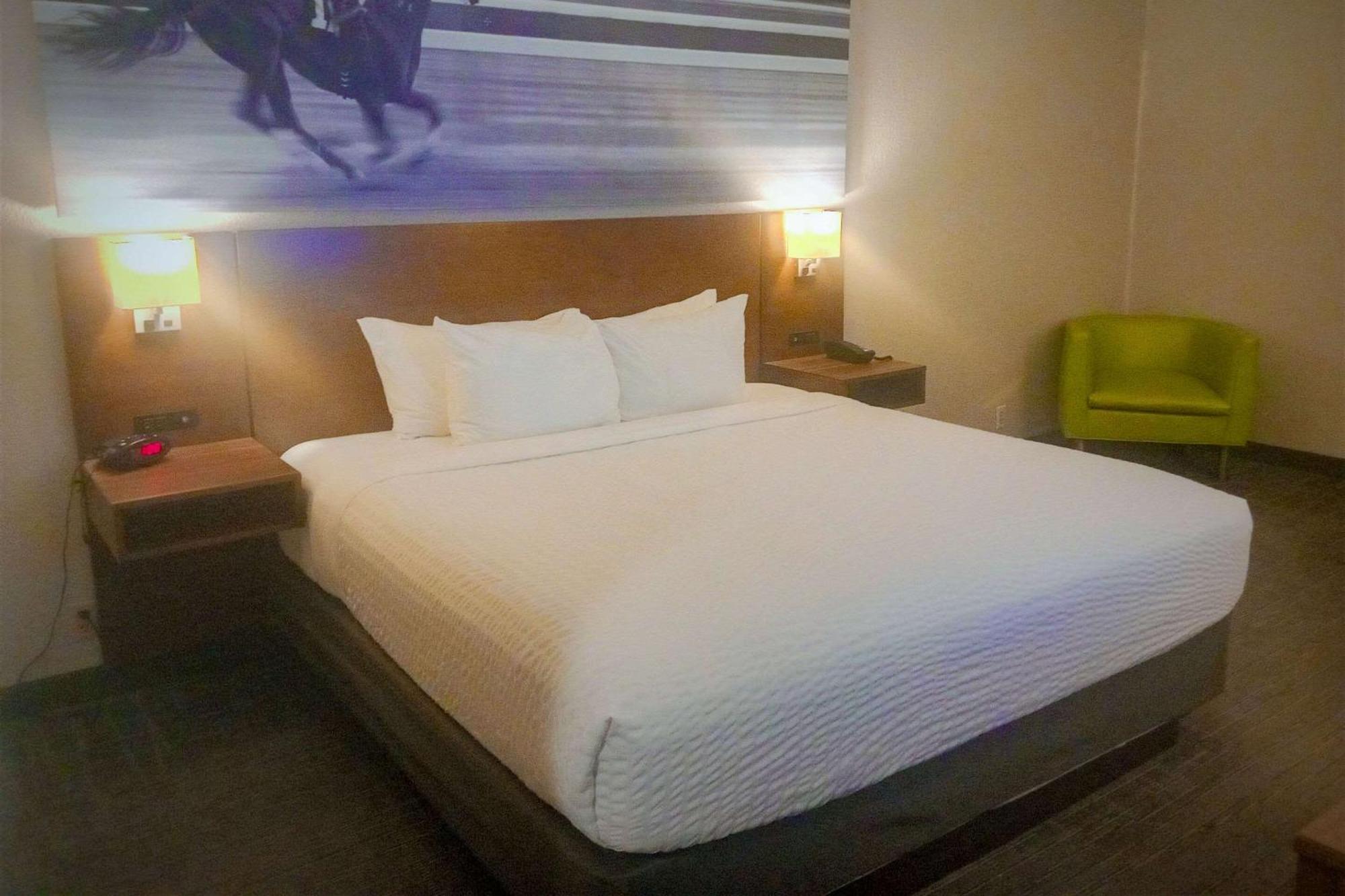 Clarion Pointe Hopkinsville Near The Bruce Convention Center Ngoại thất bức ảnh