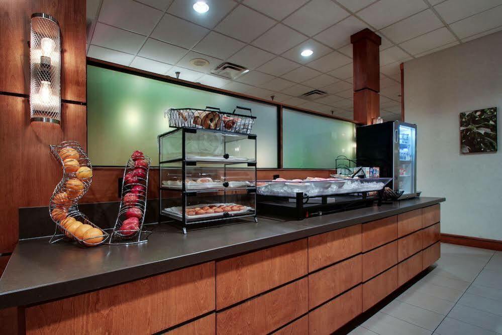 Clarion Pointe Hopkinsville Near The Bruce Convention Center Ngoại thất bức ảnh